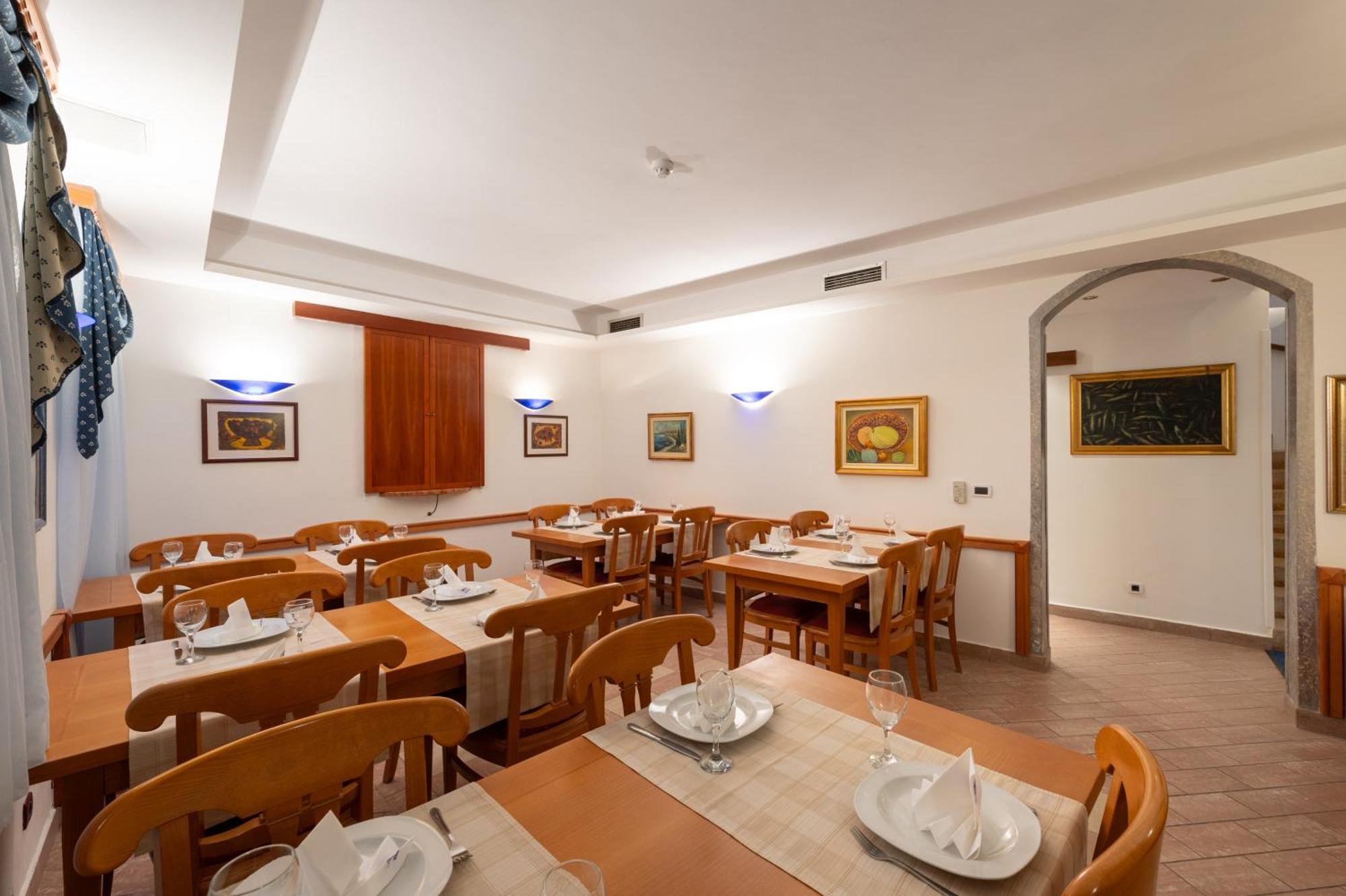 Villa Fontana Трогір Екстер'єр фото