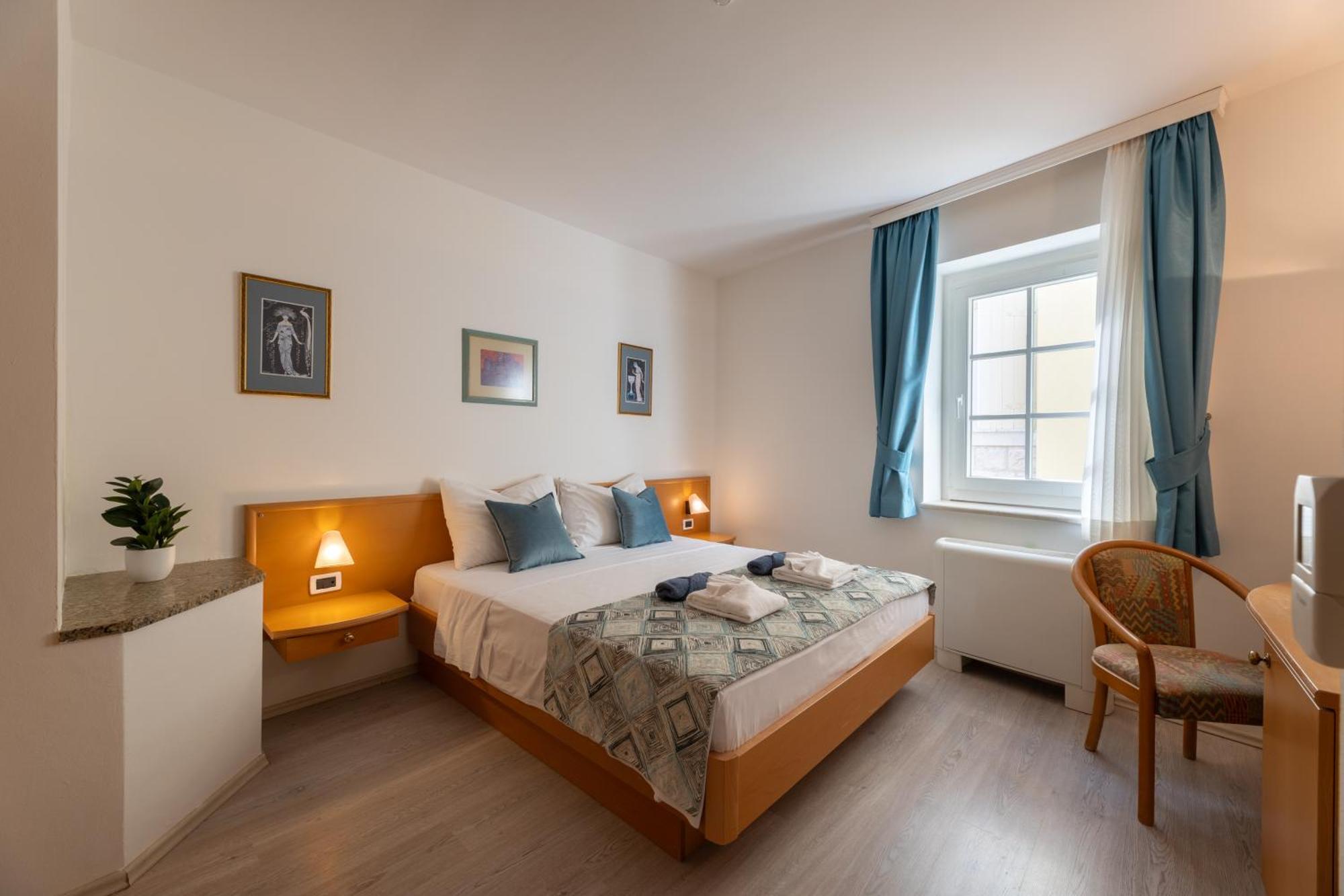 Villa Fontana Трогір Екстер'єр фото